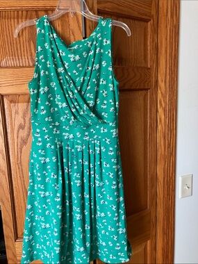 Green Floral Sleeveless Dress